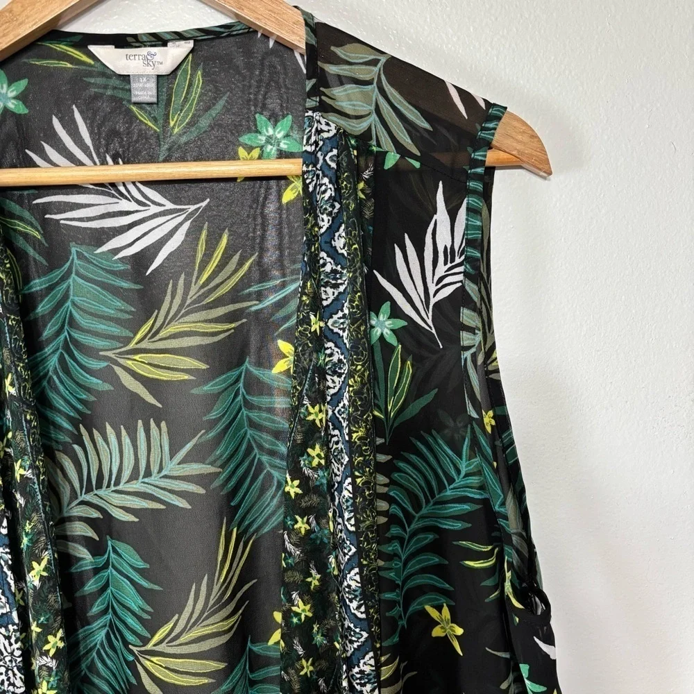Terra & Sky Green Black Tropical Print Sheer Cover Up Size 1X